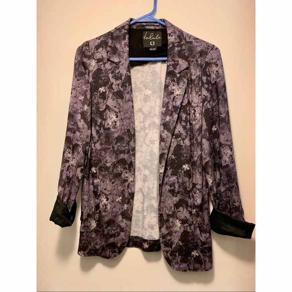 Aritzia Talula Kent Blazer - Size 00 - Picture 2 of 3